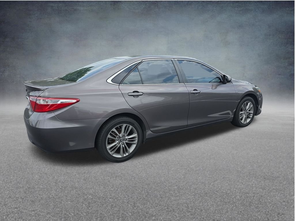 Used 2015 Gray Toyota SE image 4