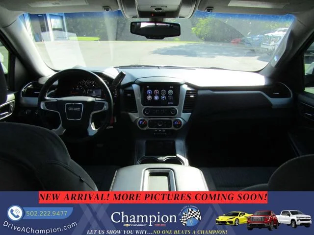 Used 2016 SUMMIT WHITE GMC SLE image 9