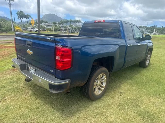 Used 2019 Blue Chevrolet LT image 7