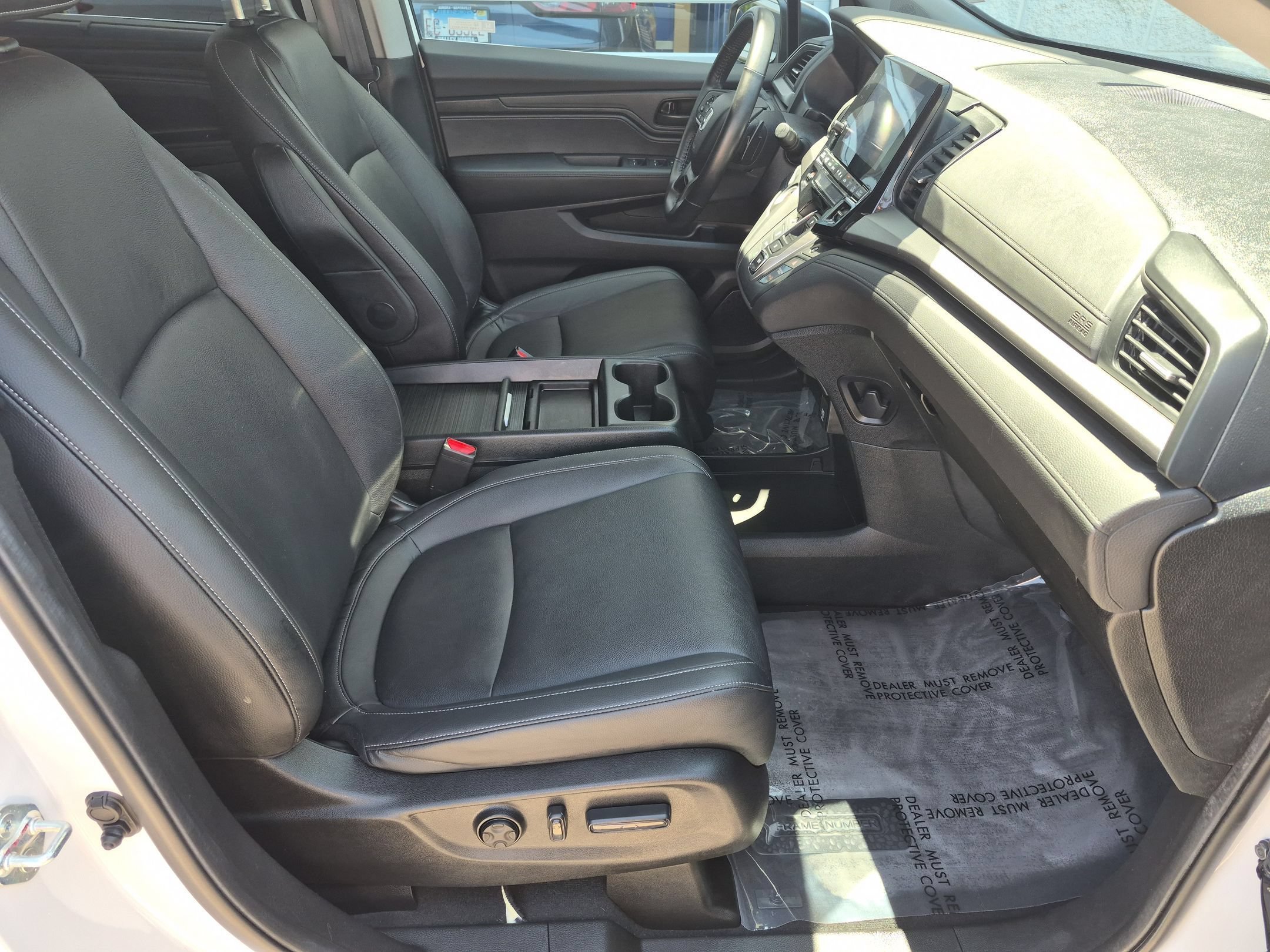 2024 Honda Odyssey EX-L - Photo 32