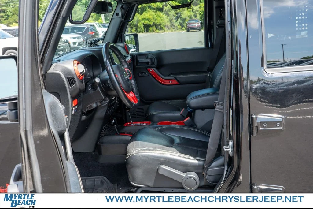 Used 2017 Black Clearcoat Jeep Unlimited Rubicon image 18
