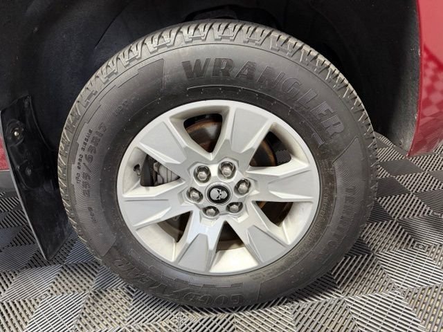 Used 2017 Quartz GMC SLE1 image 43