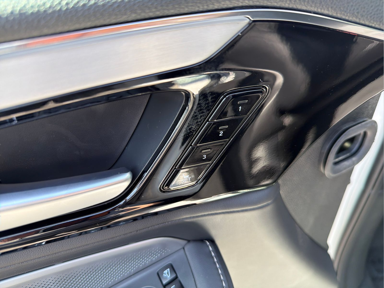 New 2026 Platinum White Pearl Acura Technology Package image 28