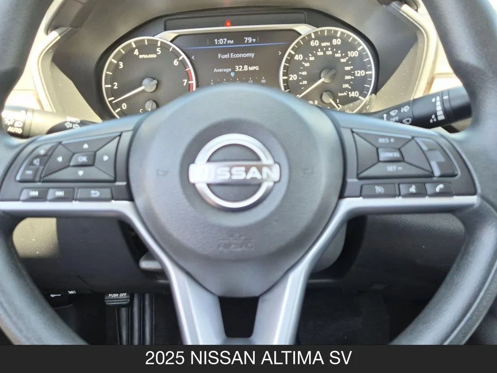 2025 Nissan Altima SV - Photo 12