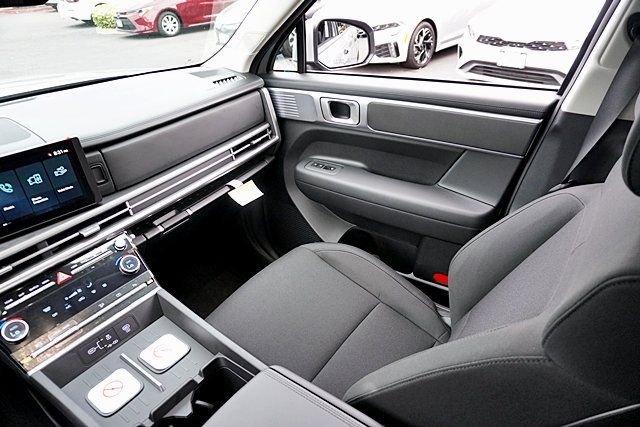New 2026 Silver Hyundai SE image 26