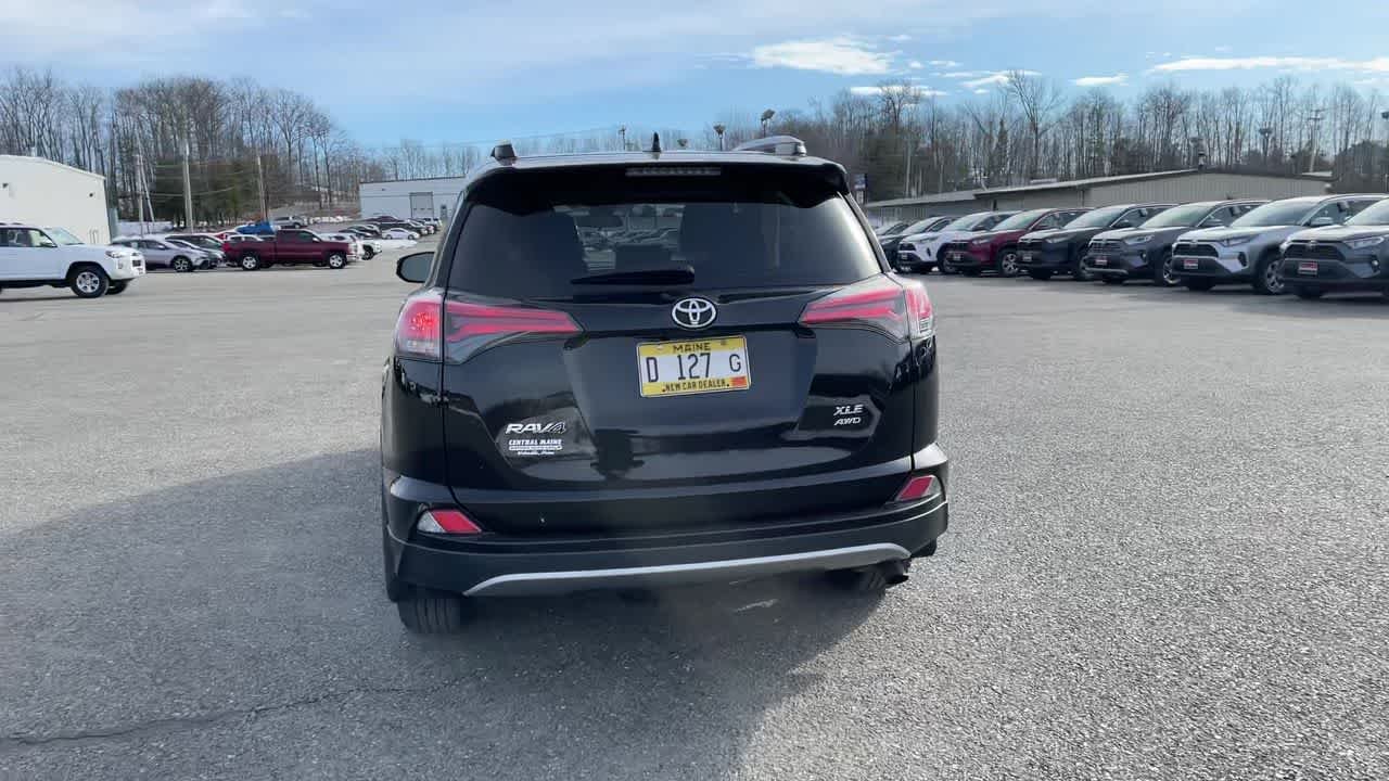 Used 2017 Black Toyota XLE image 7
