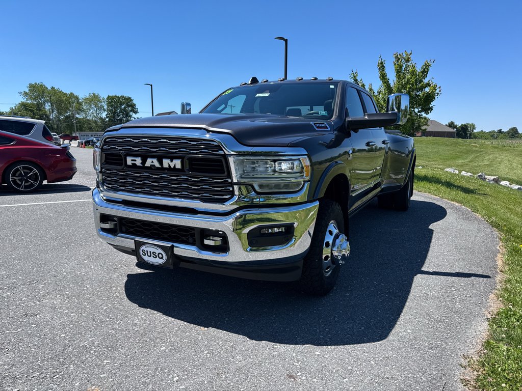 Used 2019 Granite Crystal Metallic Clearcoat Ram Limited image 20