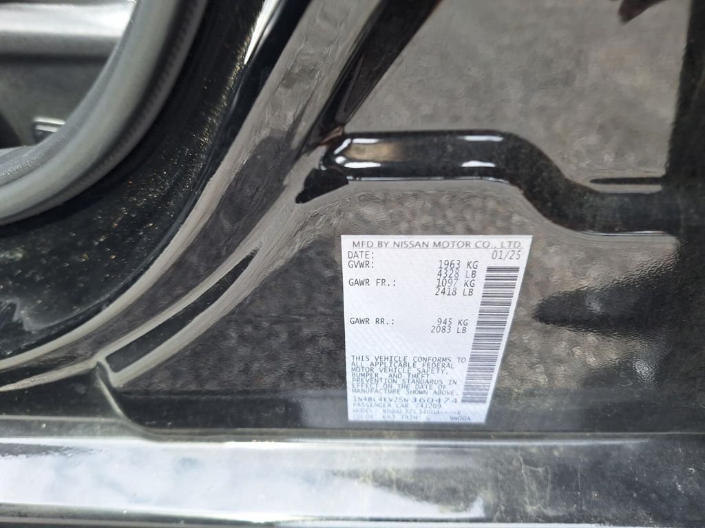 Used 2025 Black Nissan 2.5 SL image 32