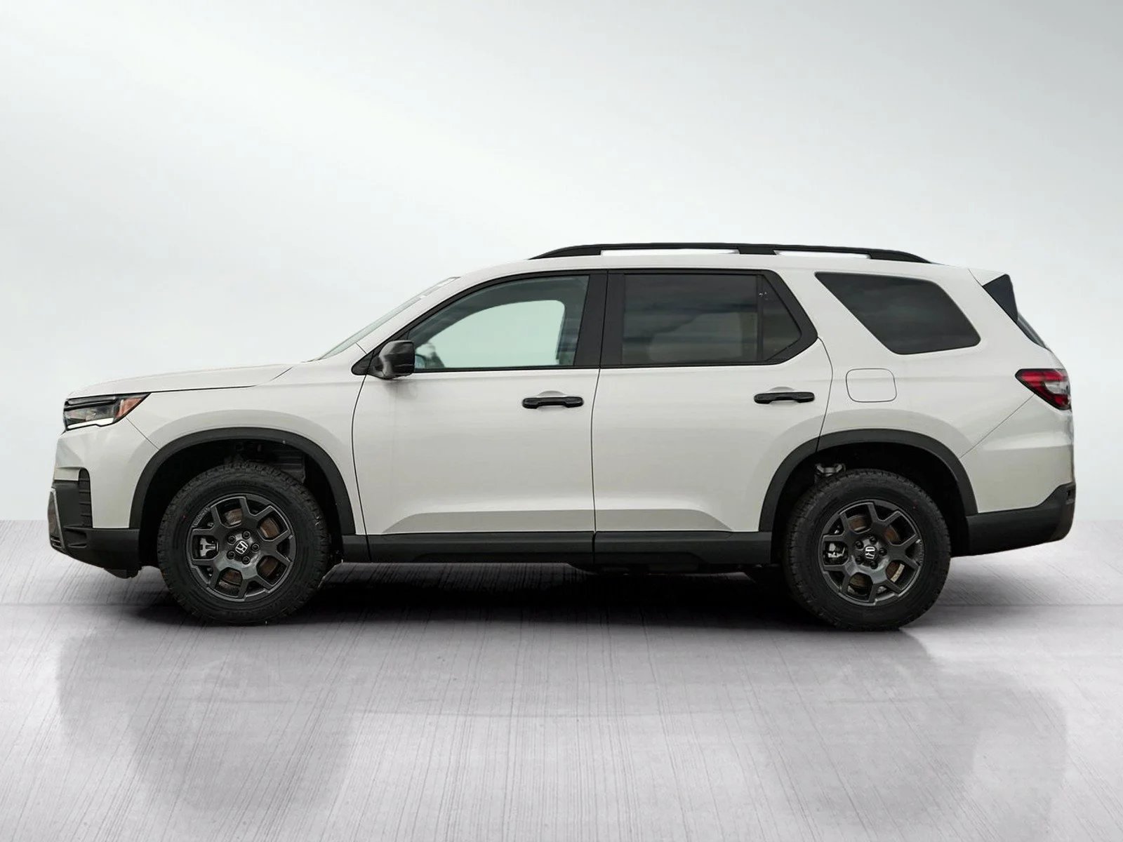 New 2026 Platinum White Pearl Honda TrailSport image 4