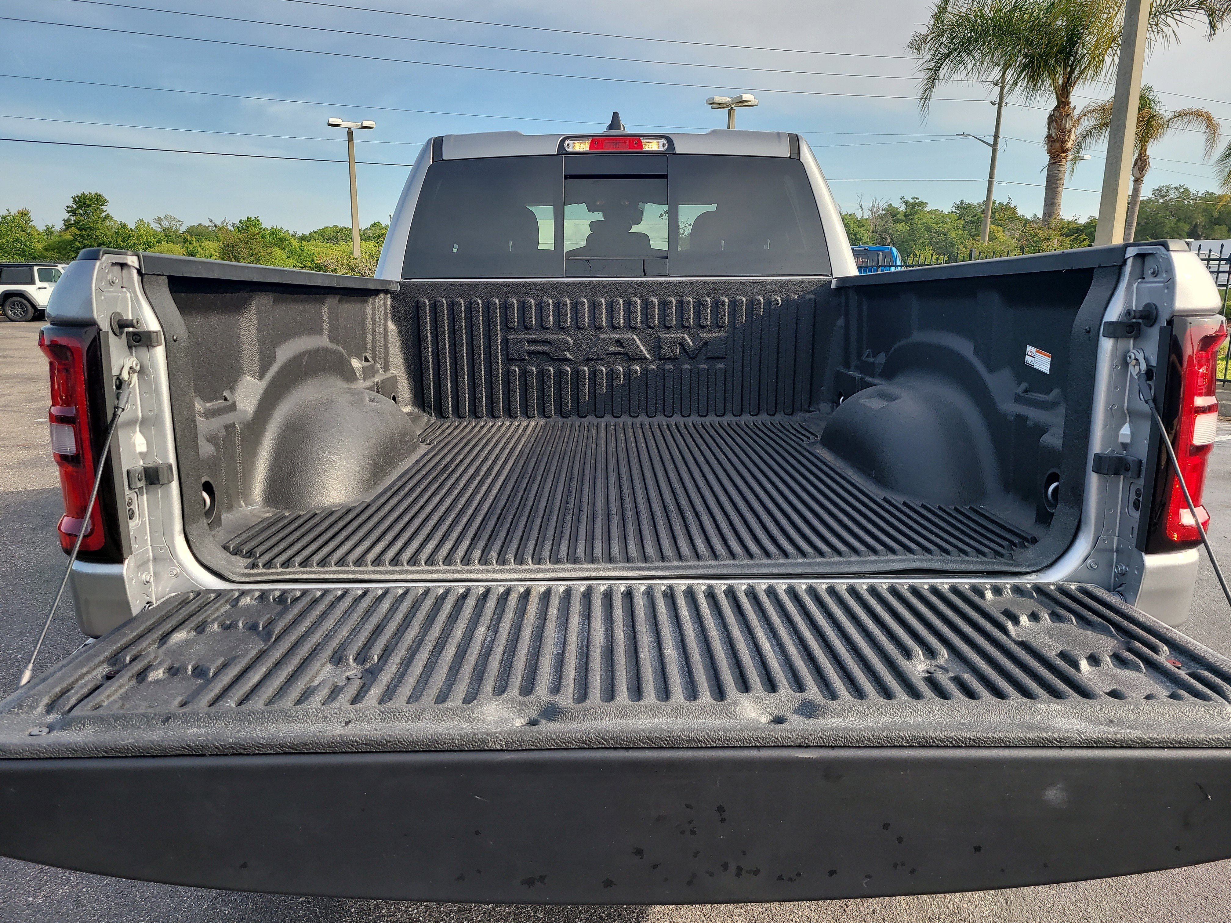 Used 2025 Billet Silver Metallic Clearcoat Ram Tradesman image 8