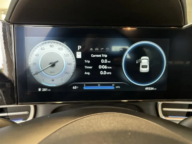 2024 Hyundai Elantra Limited - Photo 20