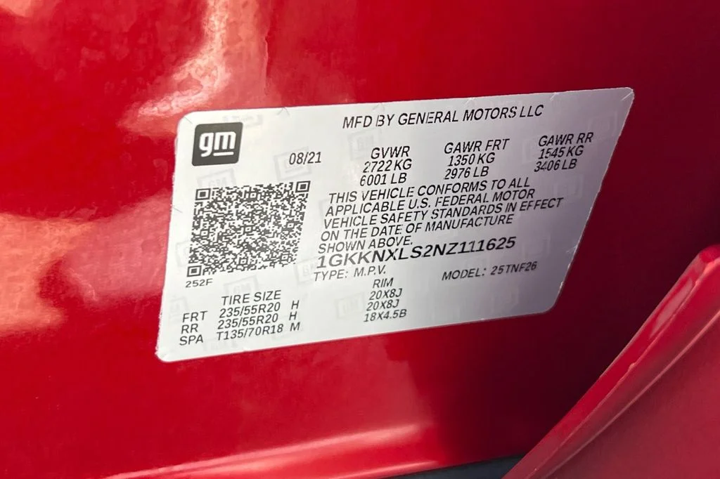 Used 2022 Red GMC Denali image 33