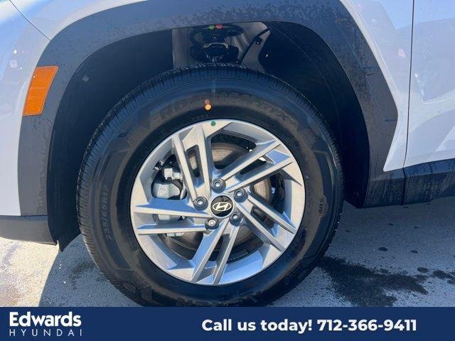 2025 Hyundai Tucson SE - Photo 21