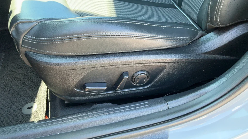 Used 2022 Gray Kia GT-Line image 19