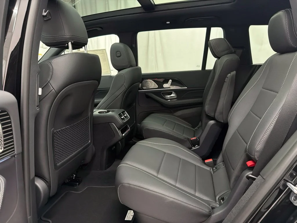 New 2027 Black Mercedes-Benz GLS 450 image 23