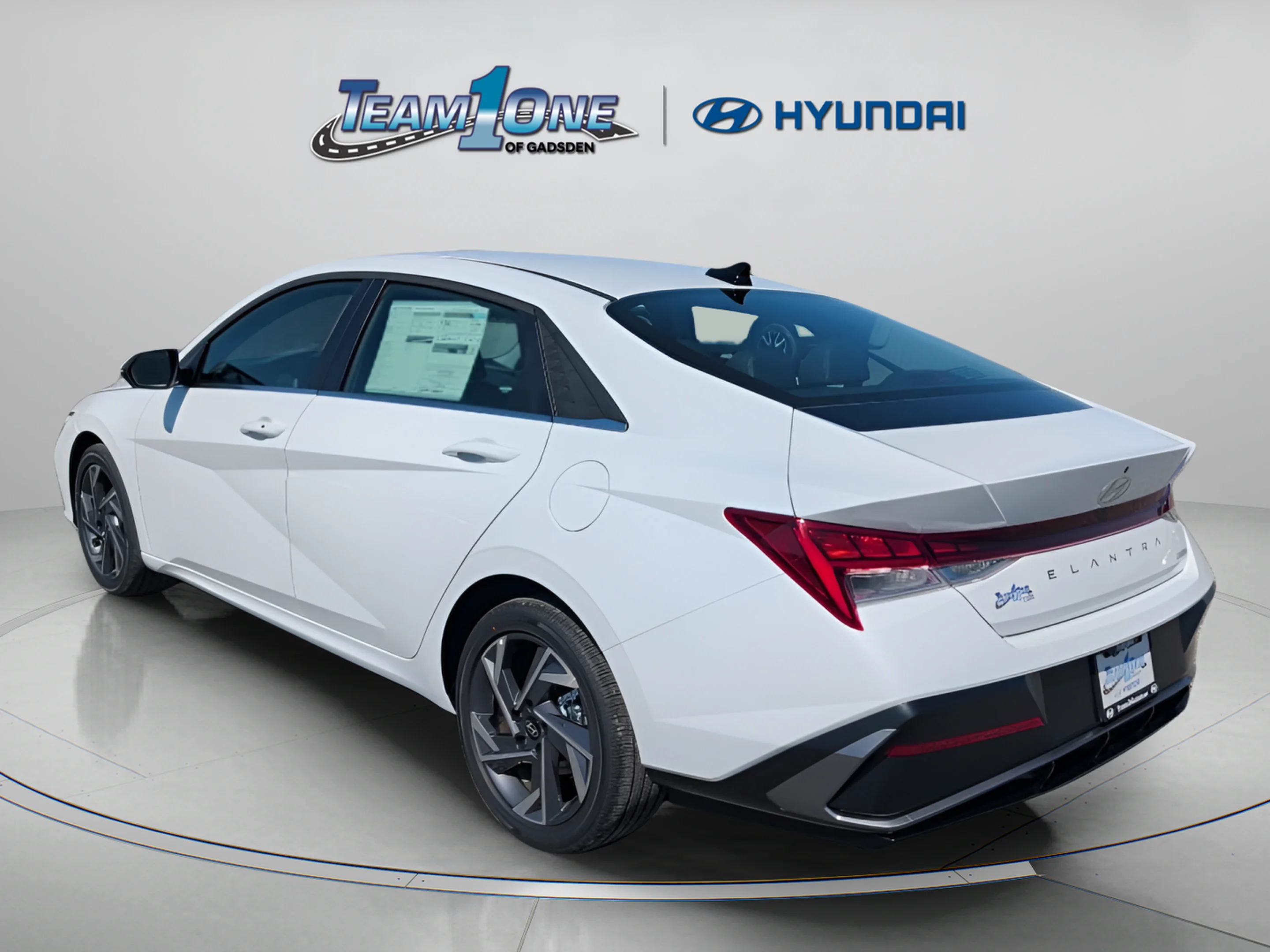 Used 2026 Serenity White Hyundai Limited image 6