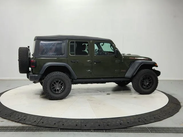 Used 2022 Green Jeep Unlimited Rubicon image 9