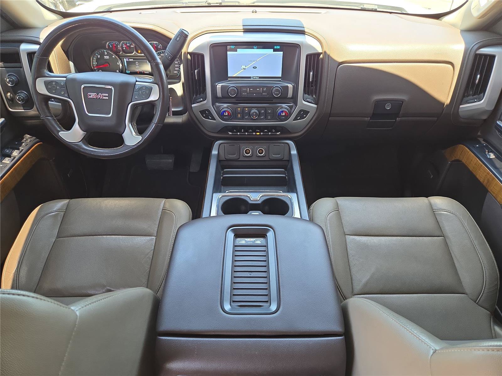 Used 2018 White GMC SLT image 13