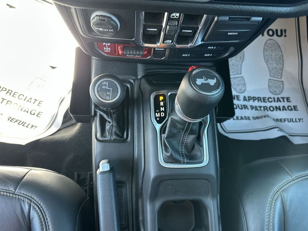 Used 2025 Blue Jeep Willys image 25