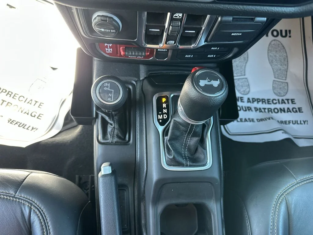 Used 2025 Blue Jeep Willys image 25