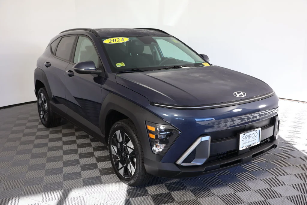 Used 2024 Denim Blue Pearl Hyundai SEL image 1