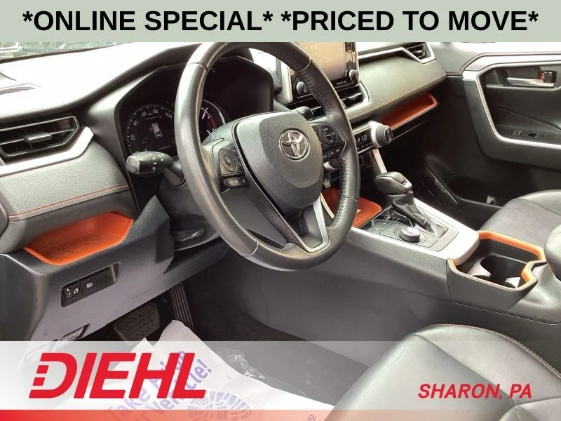 Used 2020  Toyota Adventure image 21