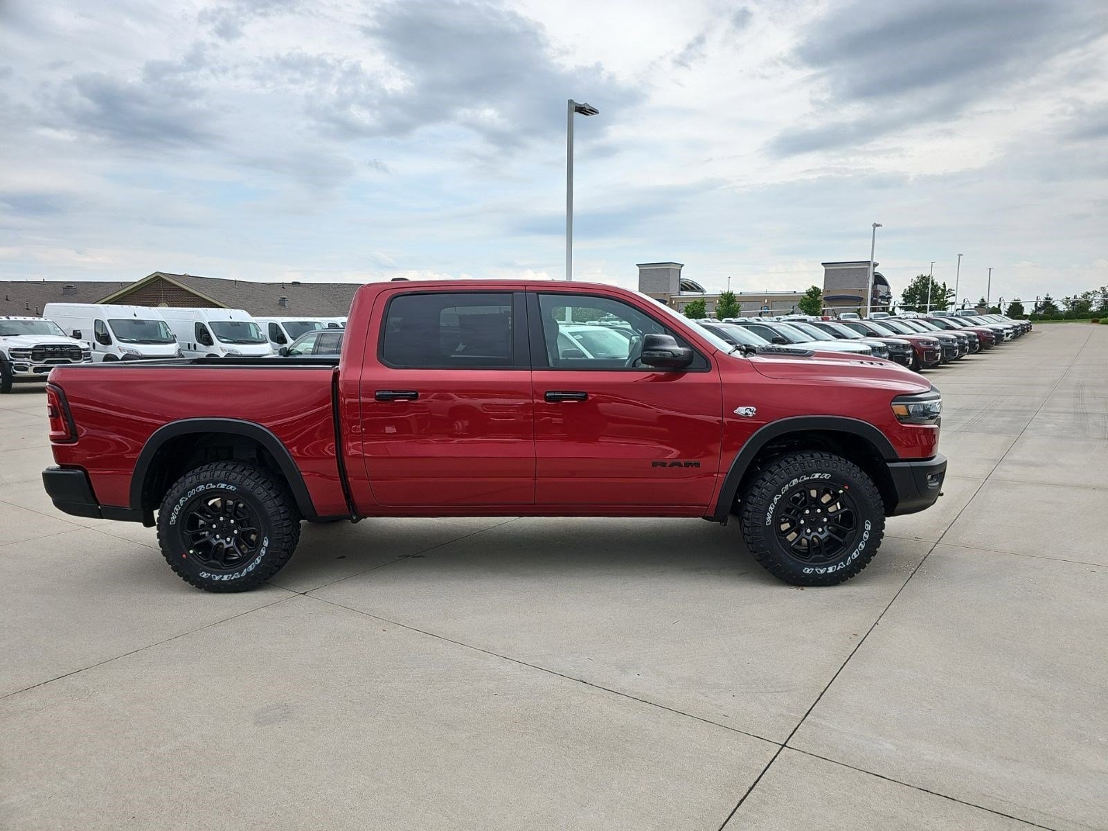 New 2026 Molten Red Pearlcoat Ram Rebel image 6