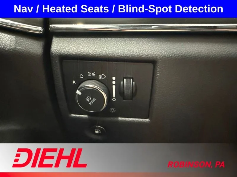 Used 2020 Red Jeep Limited image 24