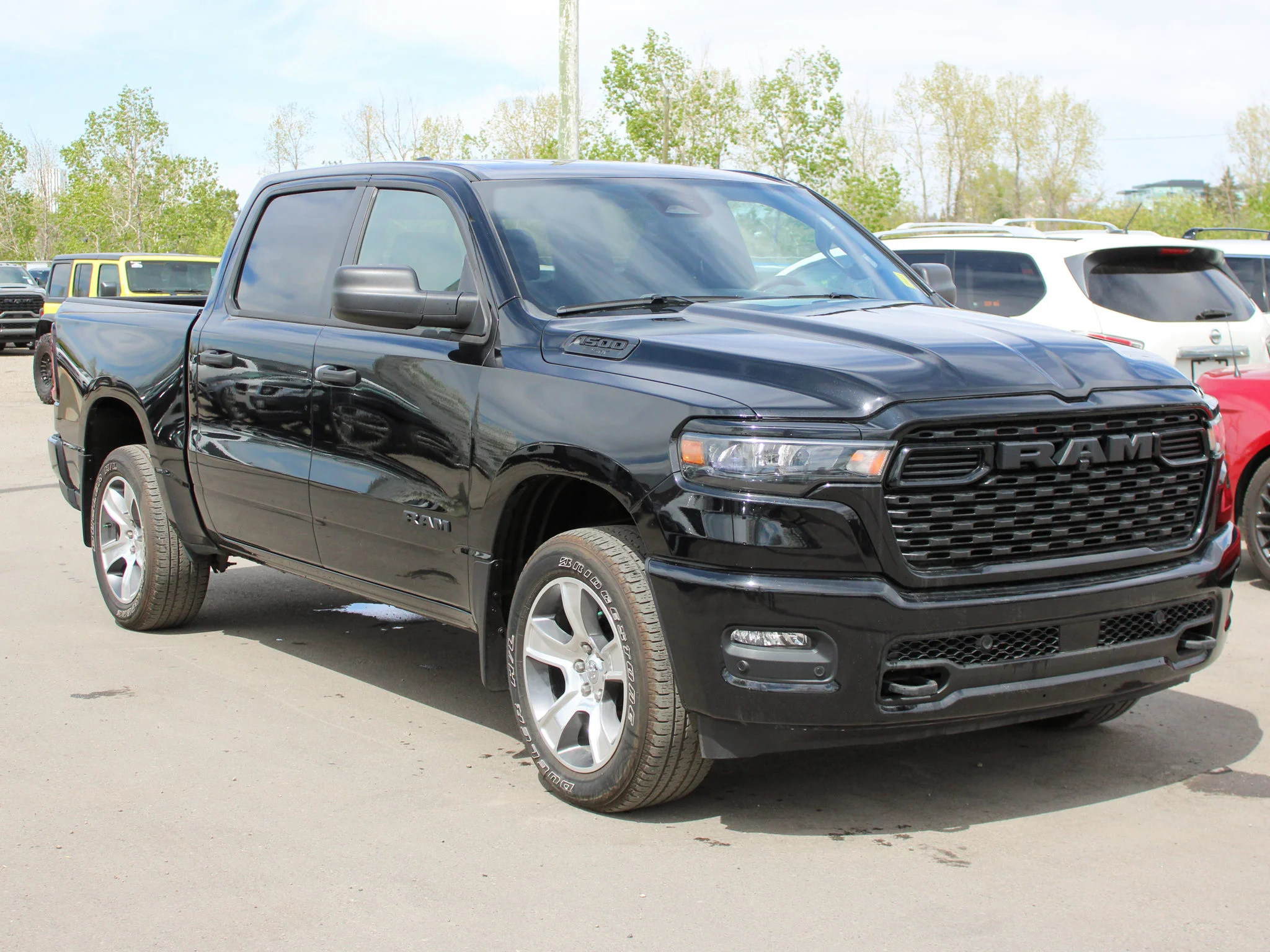 Certified Used 2025 Black RAM Tradesman * No Accidents | Heated Seats | Backup Camera | Twin-Turbo | Protection Group image 9