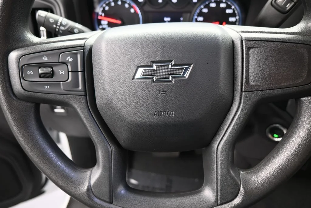 Used 2024 Summit White Chevrolet Custom Trail Boss image 30