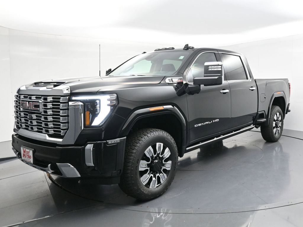 2026 GMC Sierra 4WD Crew Cab Standard Box Denali's photo