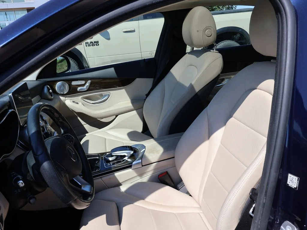 Used 2018 Blue Mercedes-Benz C 300 image 21