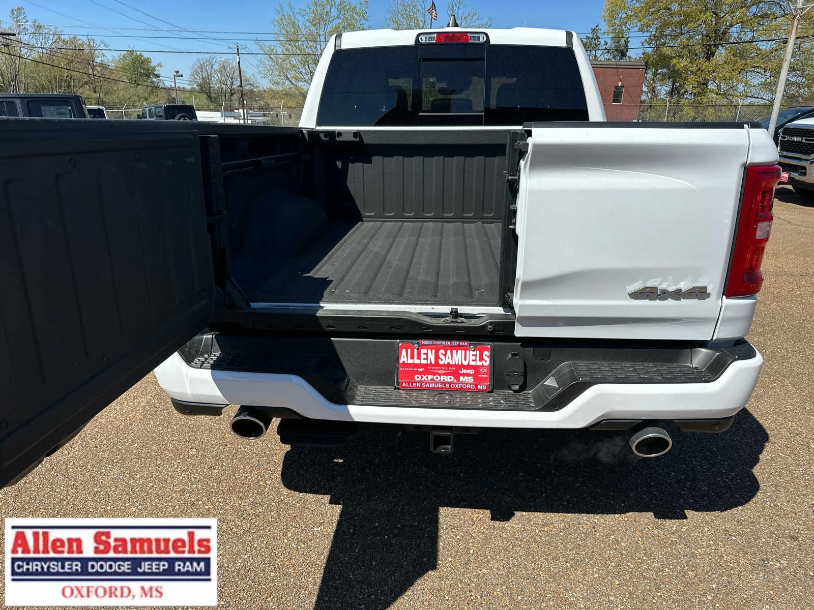 2026 RAM 1500 Laramie - Photo 40