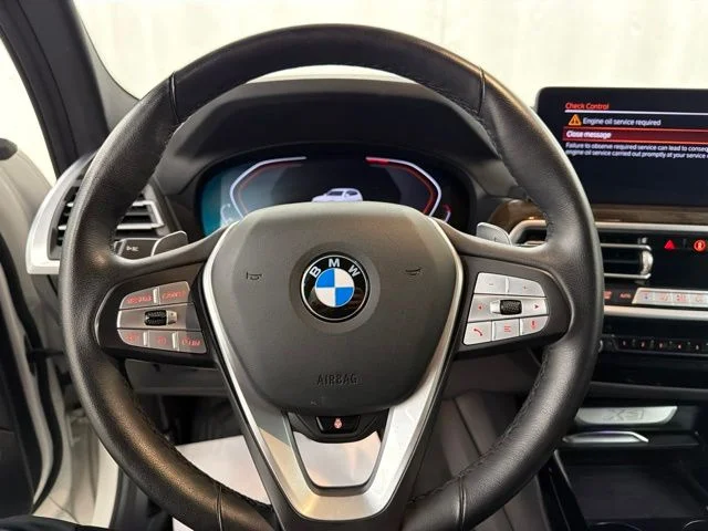 Used 2024 White BMW xDrive30i image 11