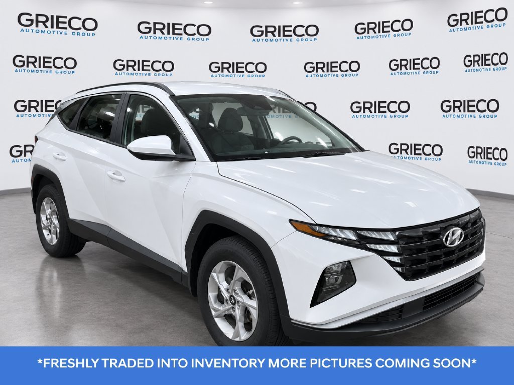 Used 2024 White Hyundai SE image 1