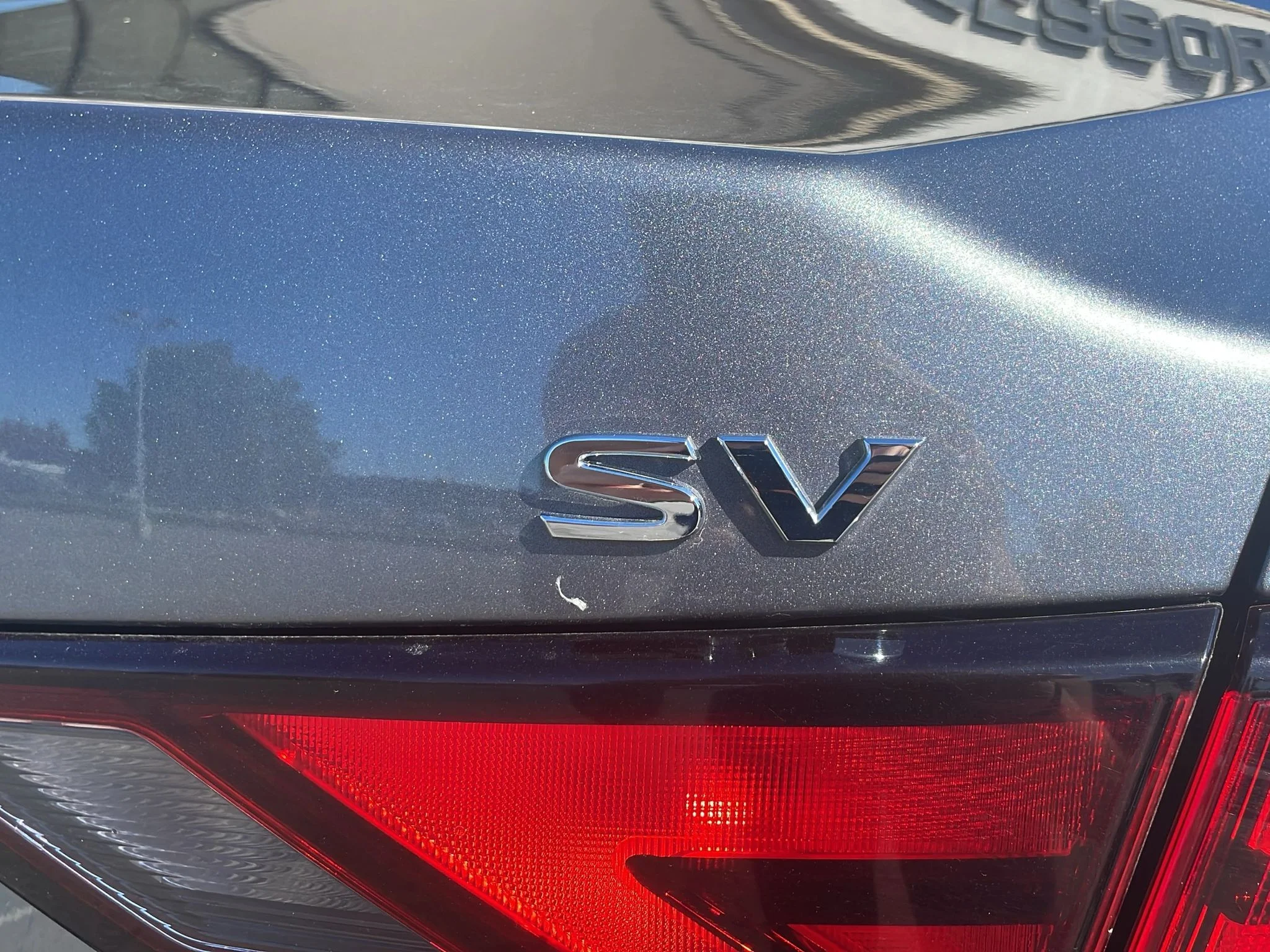 Used 2024 Gun Metallic Nissan SV image 28