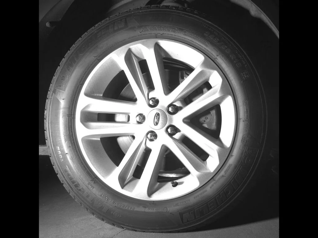 Used 2017 Gray Ford XLT image 10