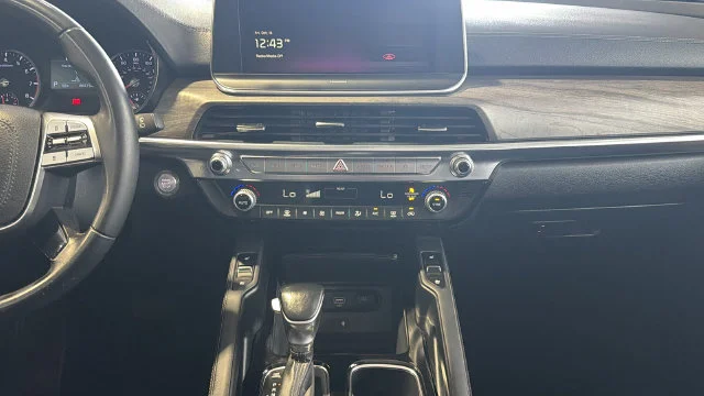 Used 2022 Green Kia EX image 17