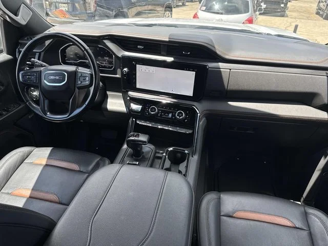 Used 2024 White GMC AT4 image 20