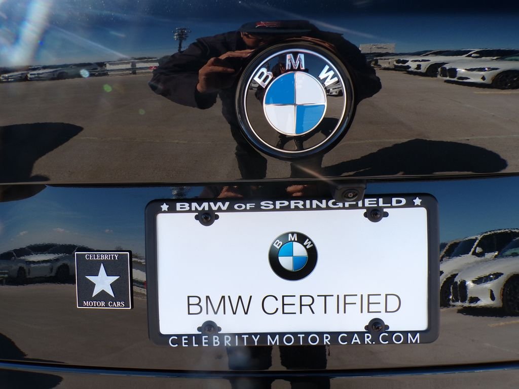 Certified Used 2026 Black Sapphire Metallic BMW xDrive40i image 25