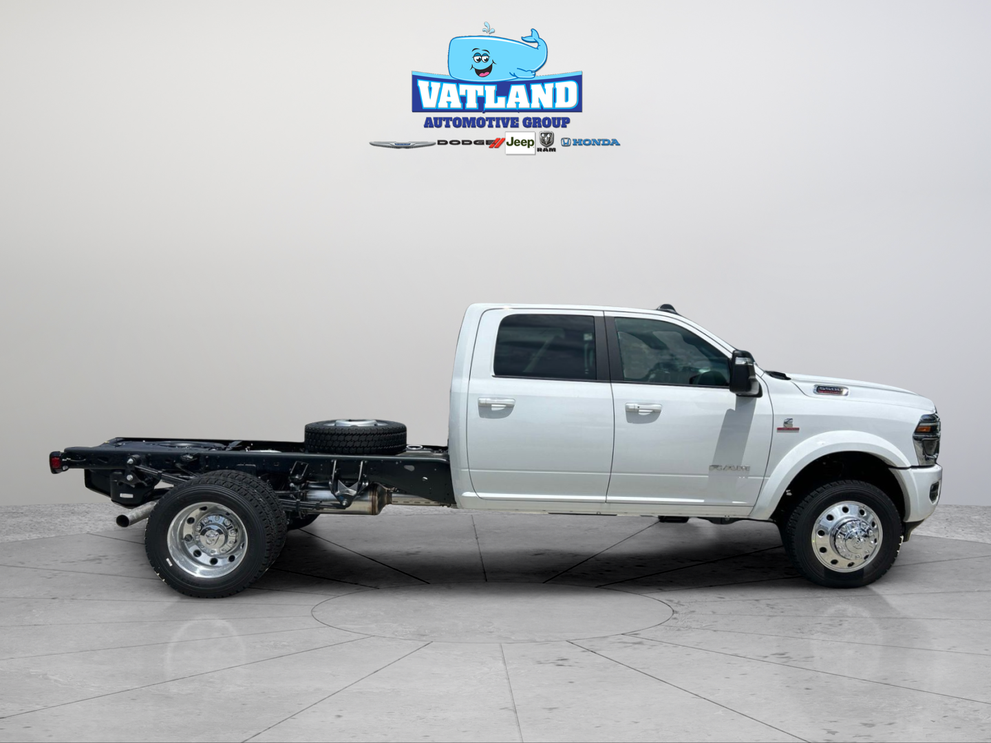 New 2026 Bright White Clear-Coat Exterior Paint RAM Tradesman image 6