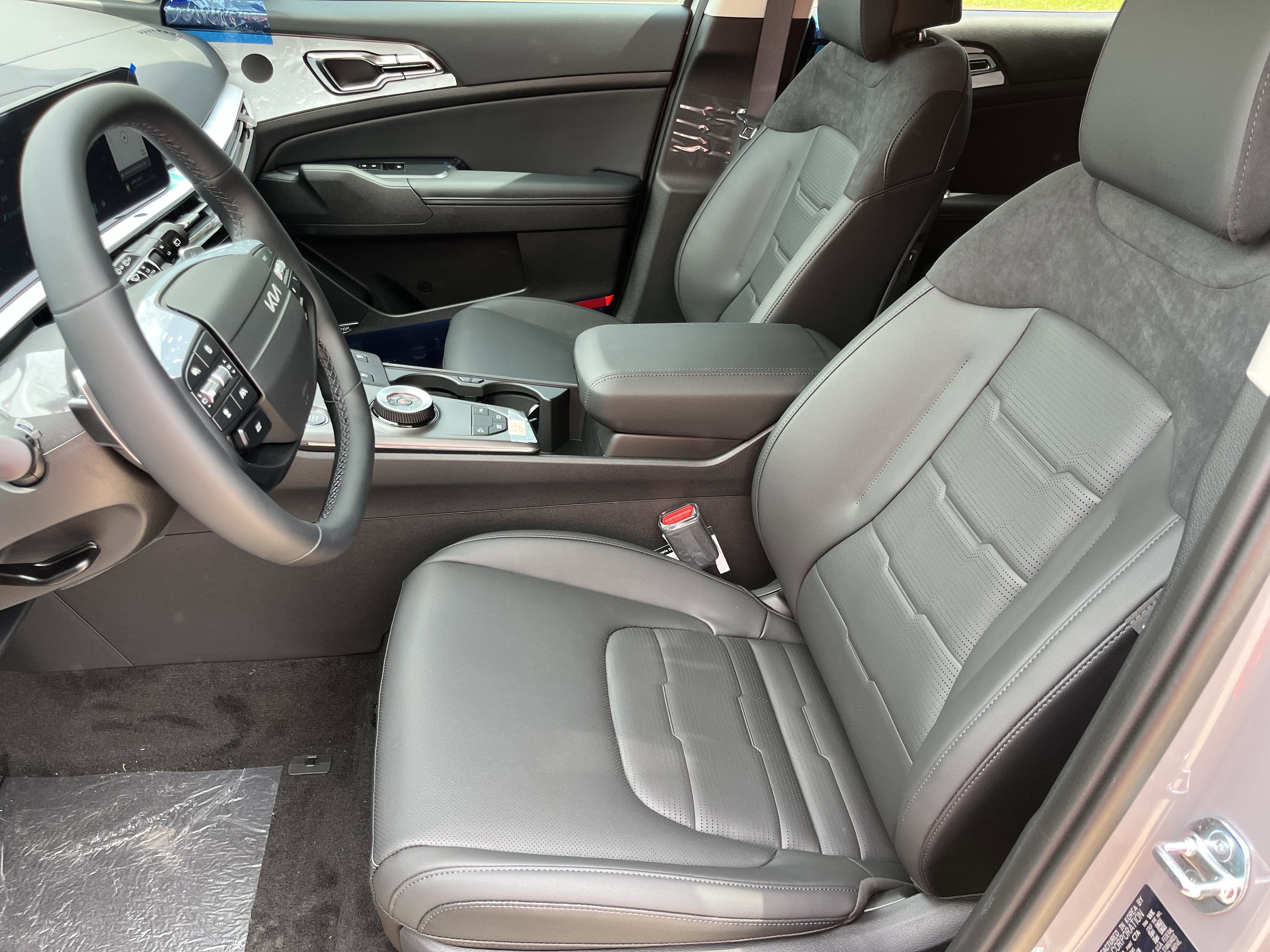 New 2026 Wolf Gray Kia SX Prestige image 17