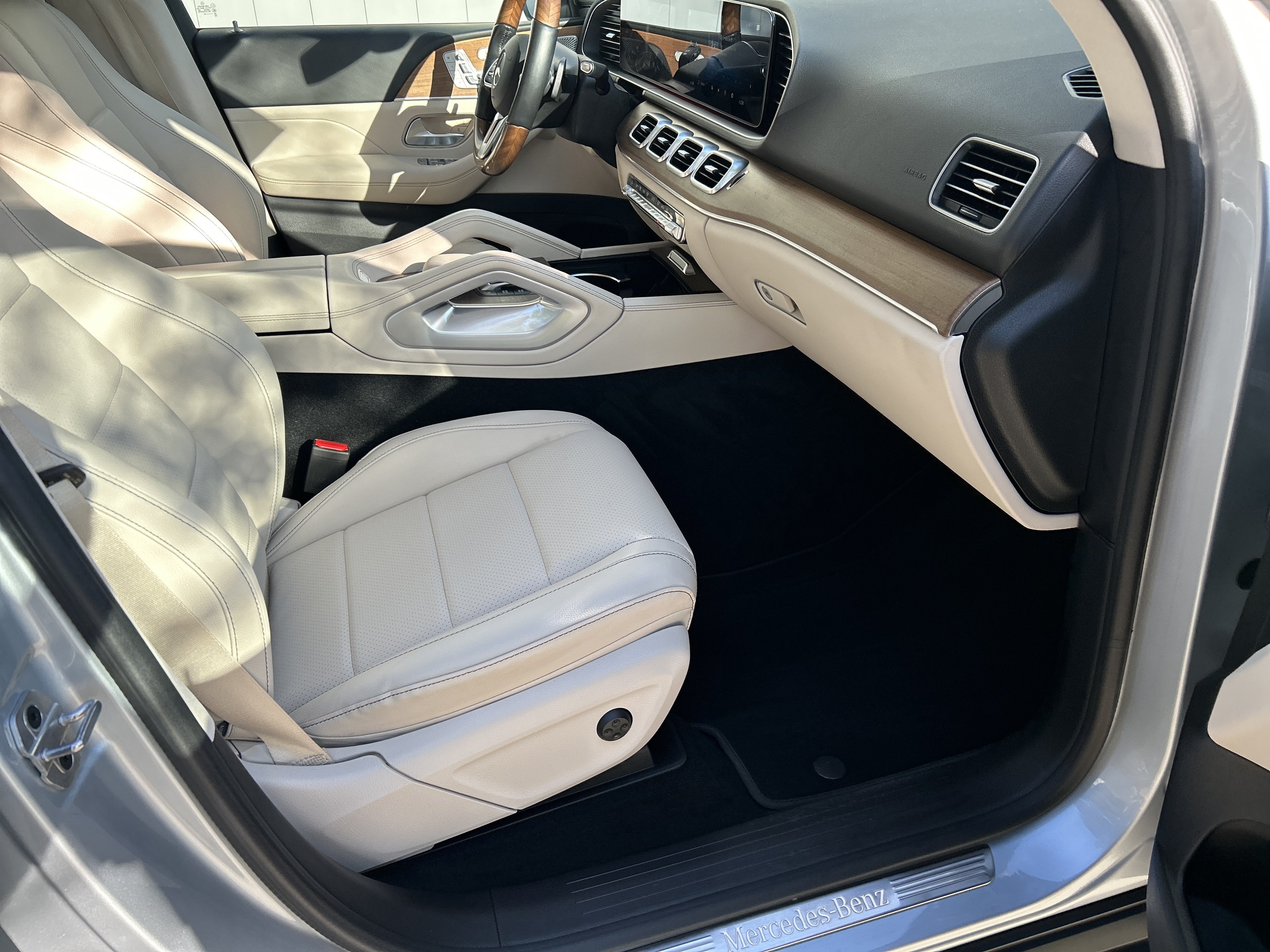 Certified Used 2022 Cirrus Silver Metallic Mercedes-Benz GLE 350 SUV image 48