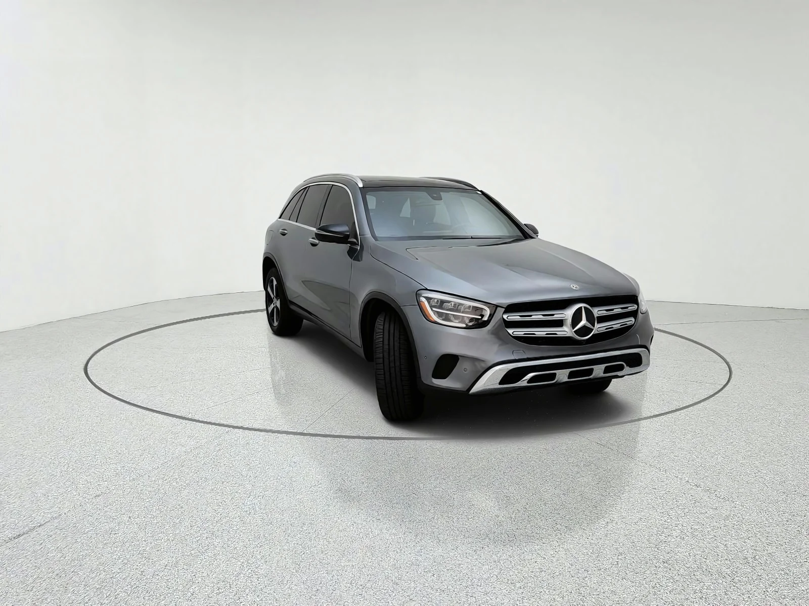 Used 2020 Selenite Grey Metallic Mercedes-Benz GLC 300 image 4