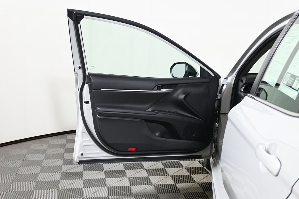 Used 2024 White Toyota SE image 29
