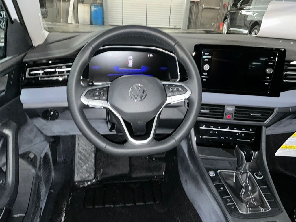 New 2026 White Volkswagen 1.5T SE image 11
