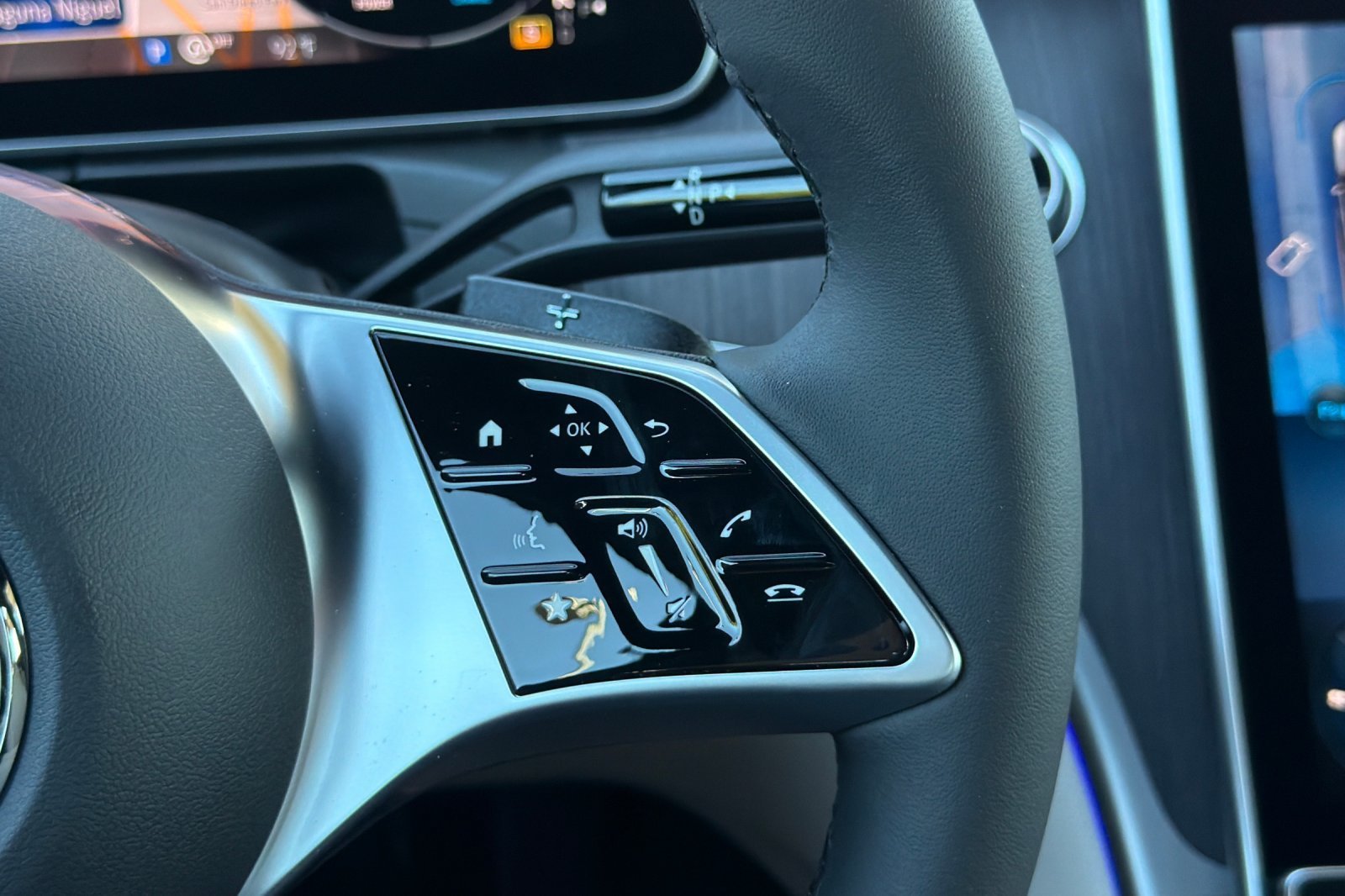 New 2026 Polar White Mercedes-Benz C 300 image 30