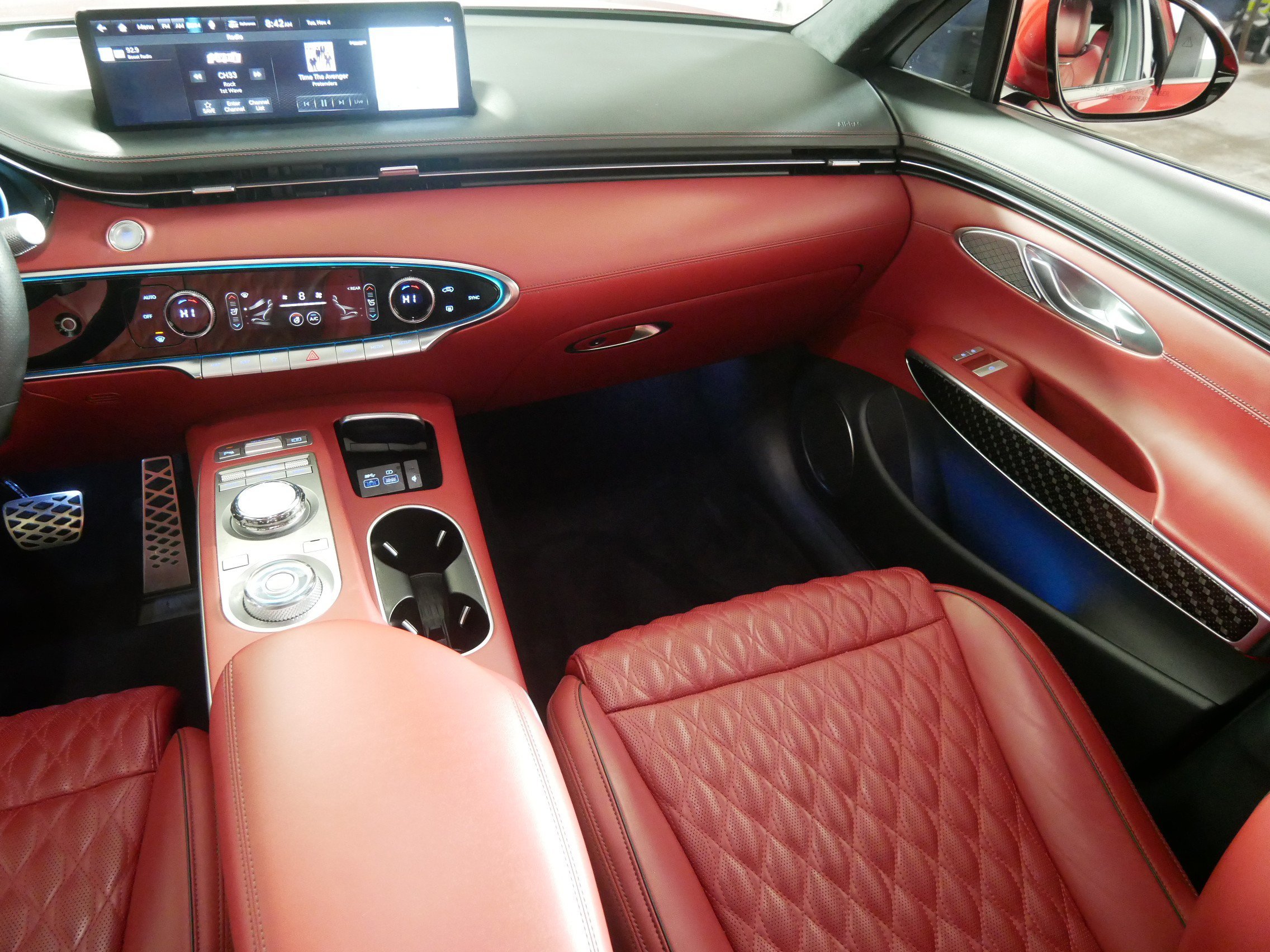 Used 2023 Mauna Red Genesis 3.5T Sport image 11