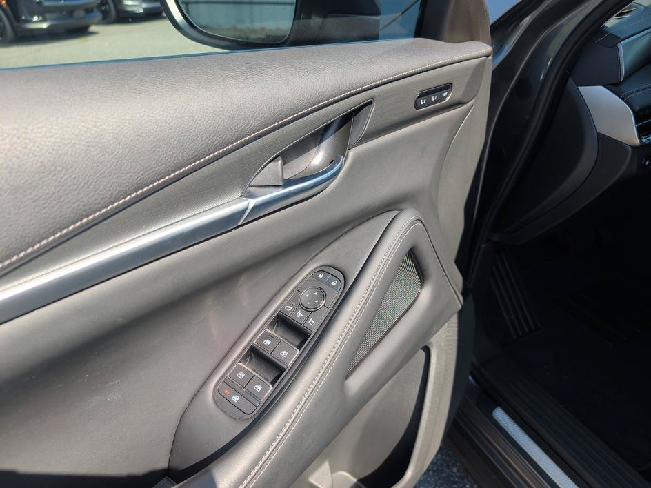 Used 2023 Graphite Shadow INFINITI LUXE image 17
