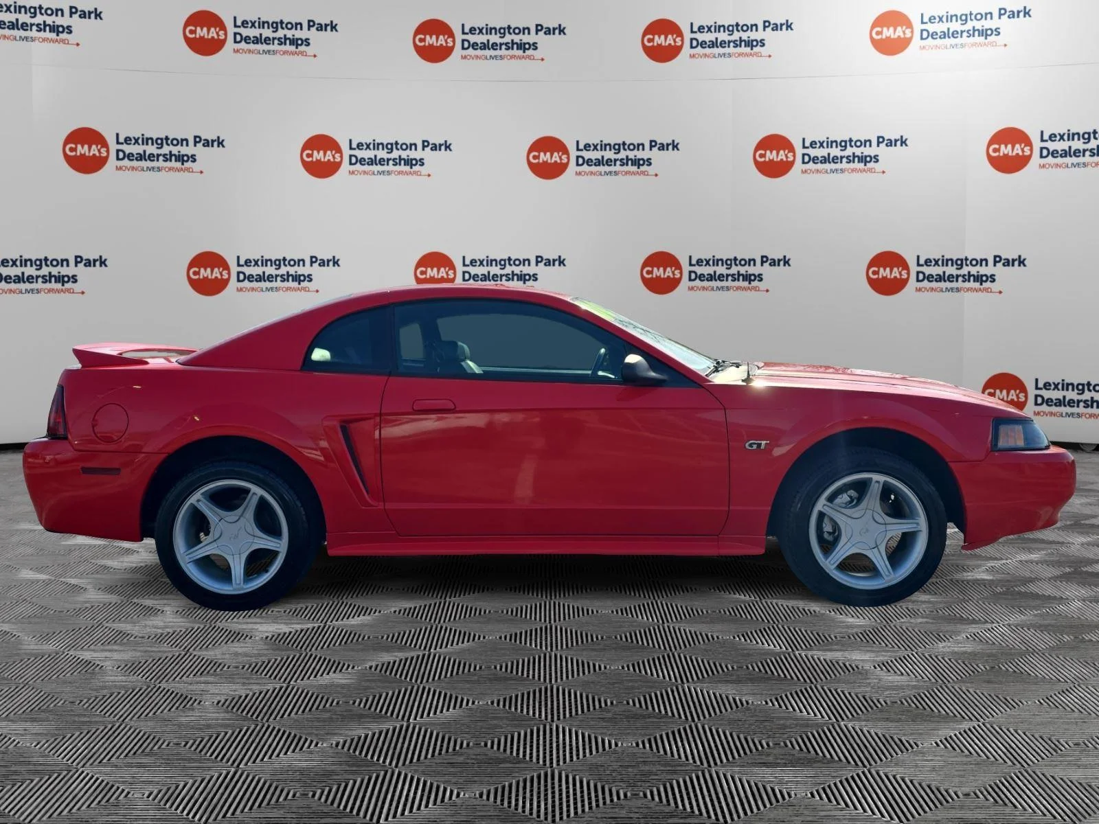 Used 2000 Laser Red Ford GT image 8